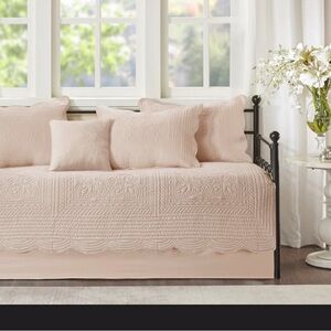 Madison Park Blush Quilted Daybed Set